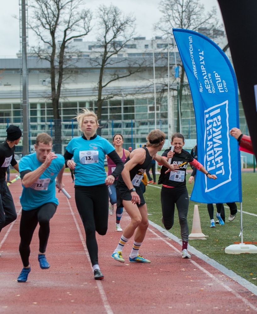 игэу победитель эстафеты. майская эстафета. спортивный праздник. легкоатлетическая эстафета 9 мая 2022 в пензе. легкоатлетический забег ко дню победы.