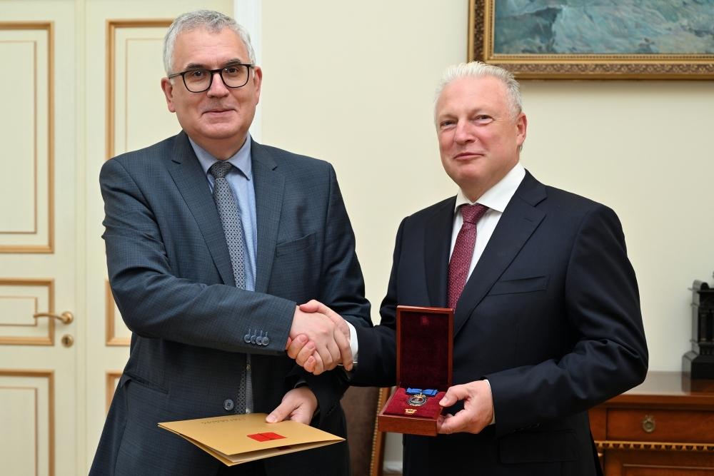 Игорь Максимцев награжден почетным знаком «За заслуги перед Санкт-Петербургом»
