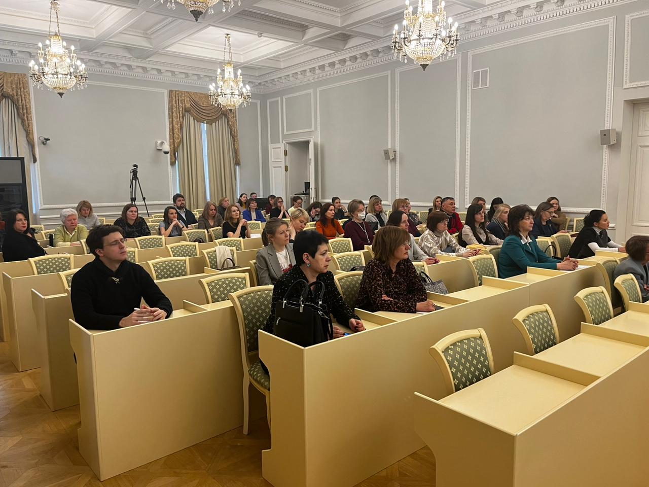 В СПбГЭУ прошла образовательная сессия для преподавателей