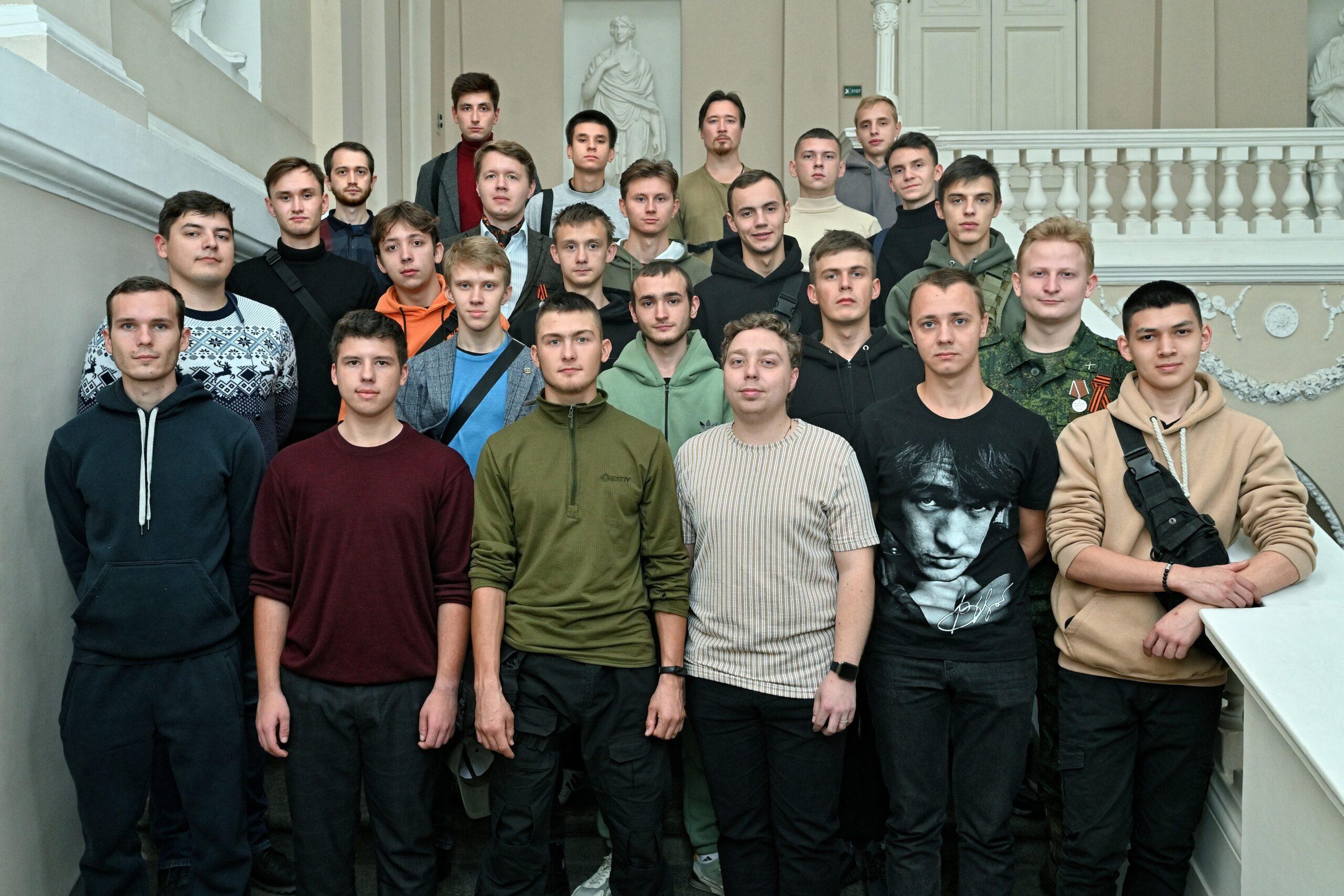 СПбГЭУ посетили студенты из Донецка и Луганска