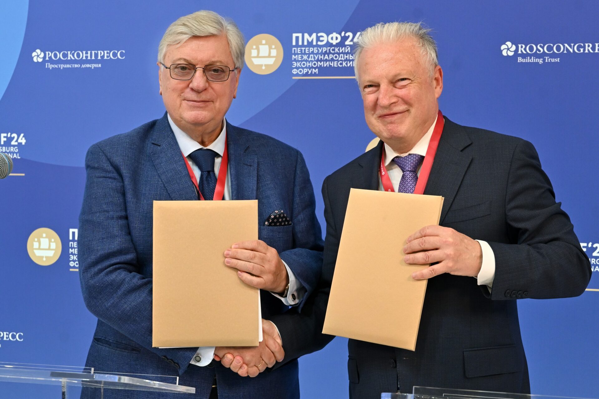 МГИМО и СПбГЭУ подписали соглашение о сотрудничестве