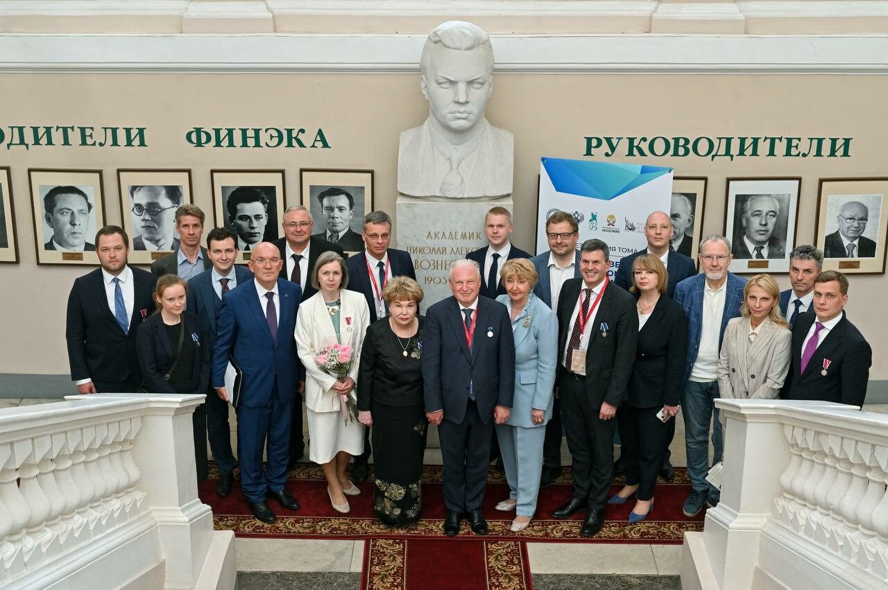 В СПбГЭУ прошла презентация томов «Государственная плановая комиссия при СНК СССР. 1941 – 1945»