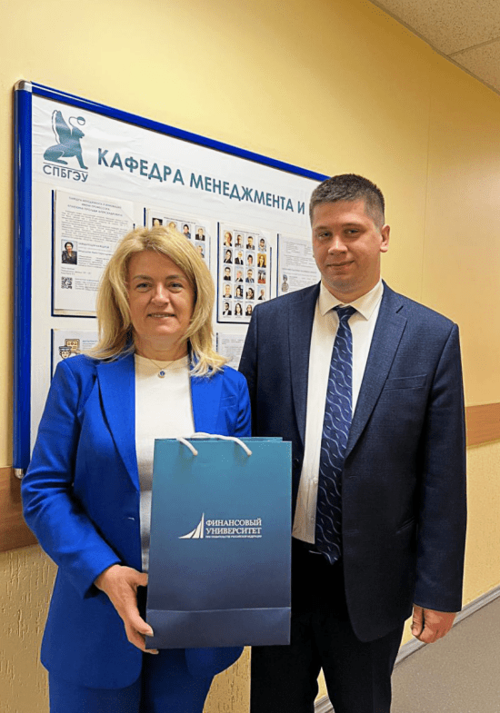 В конце учебного года награды находят своих победителей!