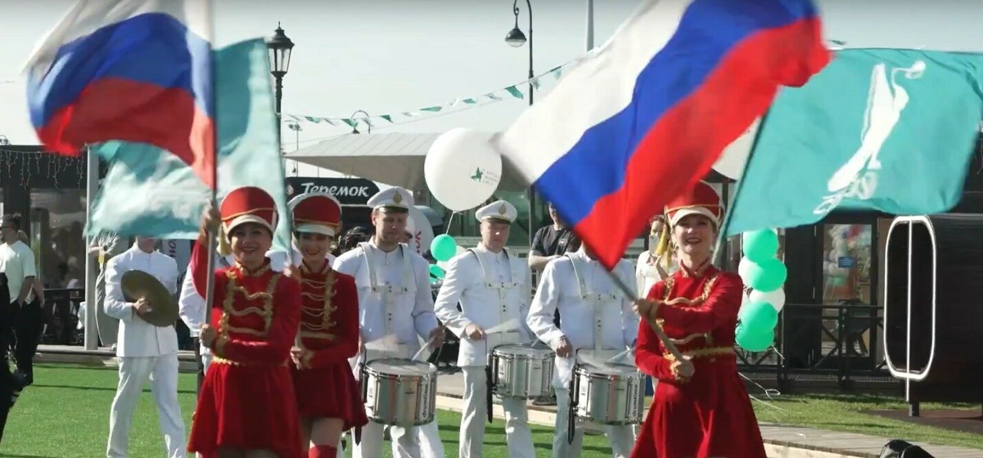 Телеканал «Город+»: репортаж с Гала-выпускного СПбГЭУ