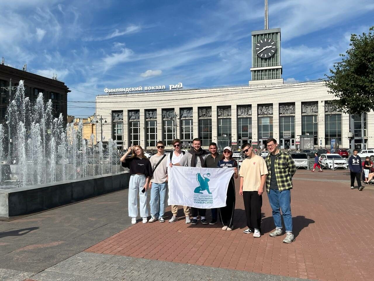 Студенты СПбГЭУ на учебно-тренировочных сборах команд КВН