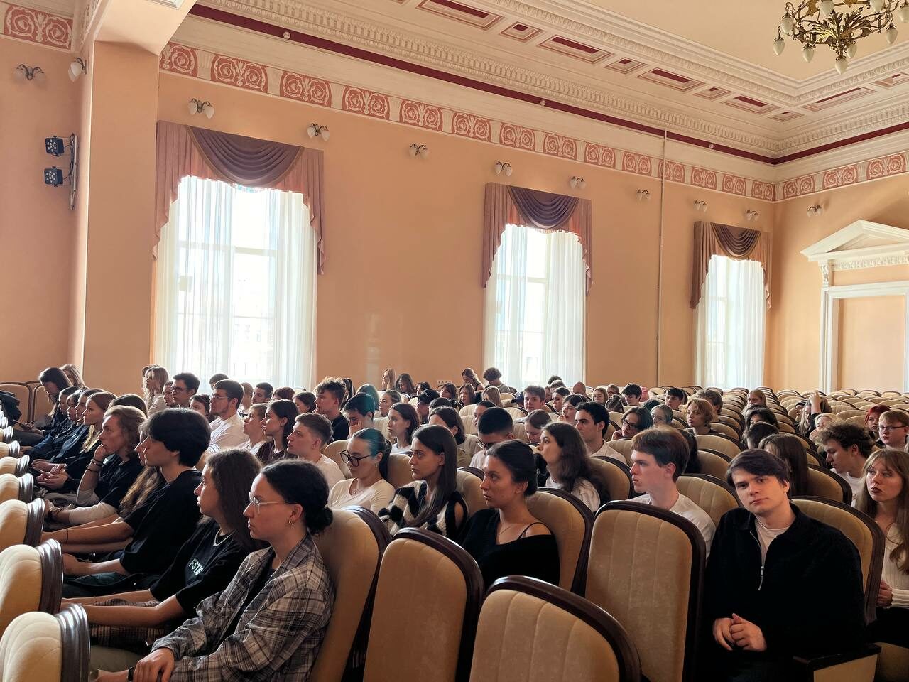 Встреча с кураторами групп 1 курса, приуроченная ко Дню солидарности в борьбе с терроризмом