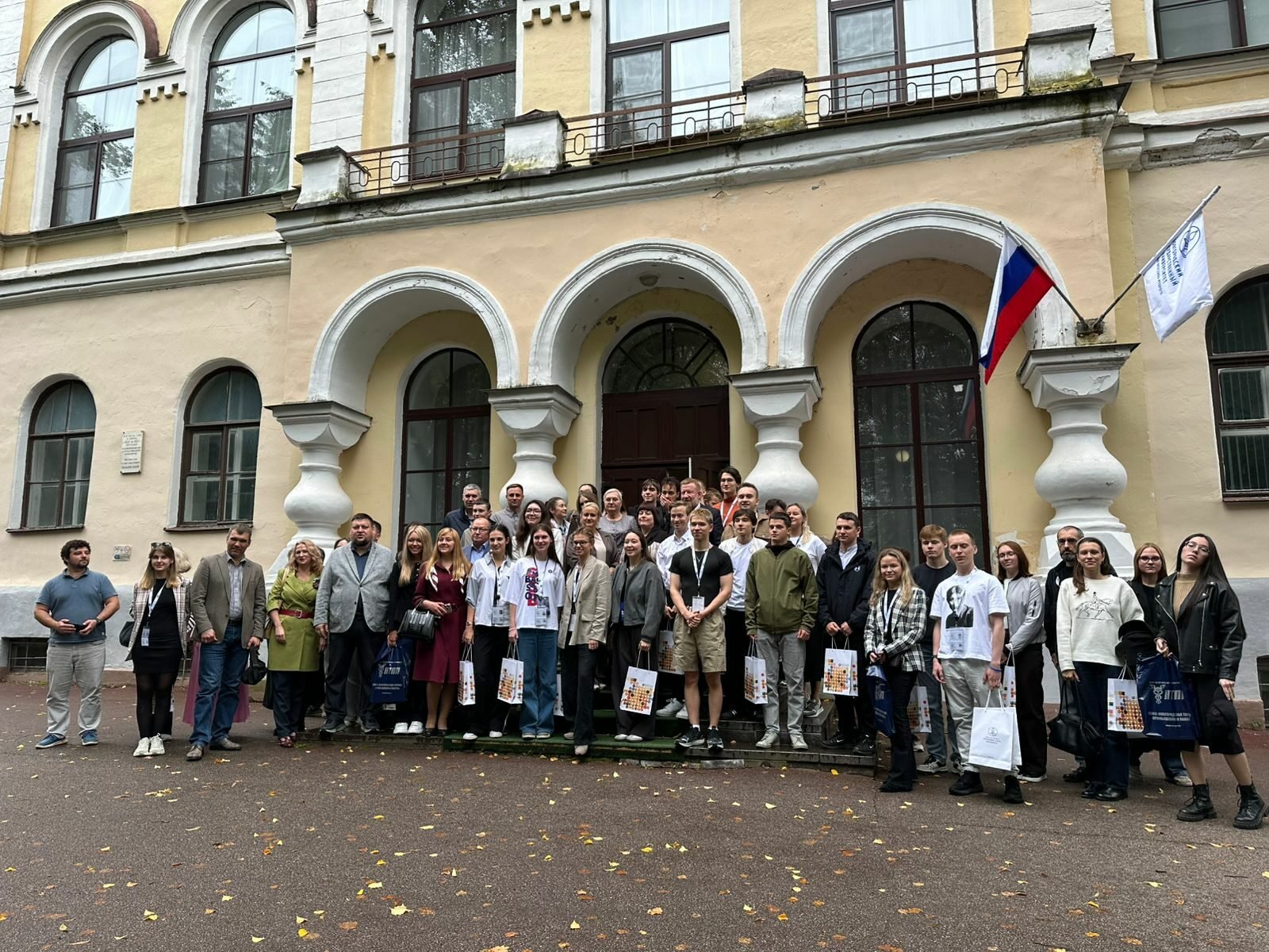 Хакатон бизнес-проектов в Великом Новгороде: наше участие