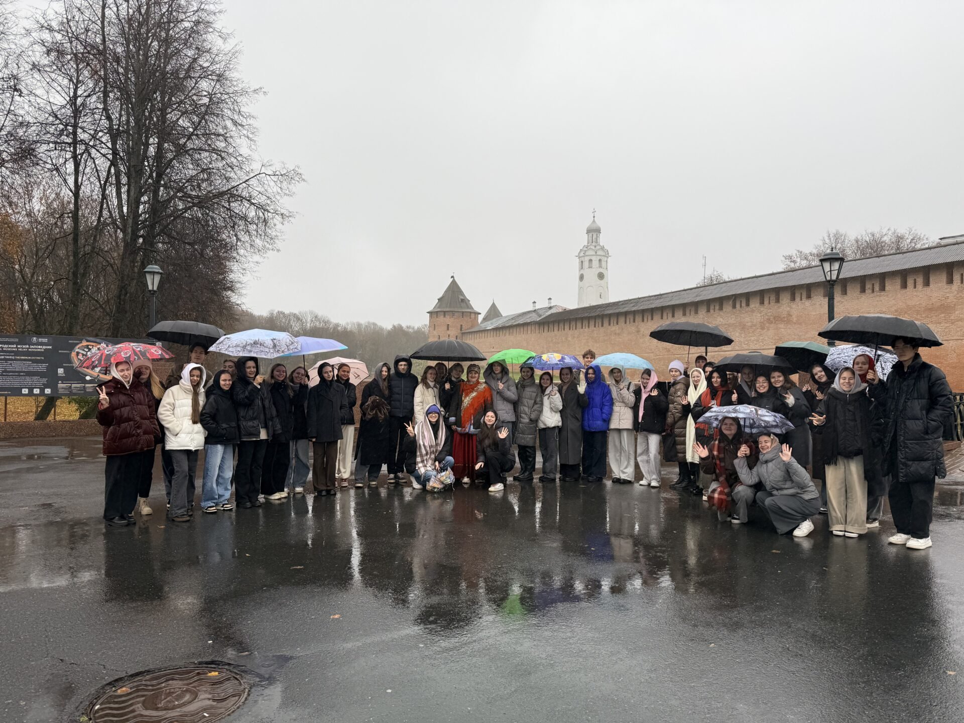 Студенты факультета управления побывали с экскурсией в Великом Новгороде