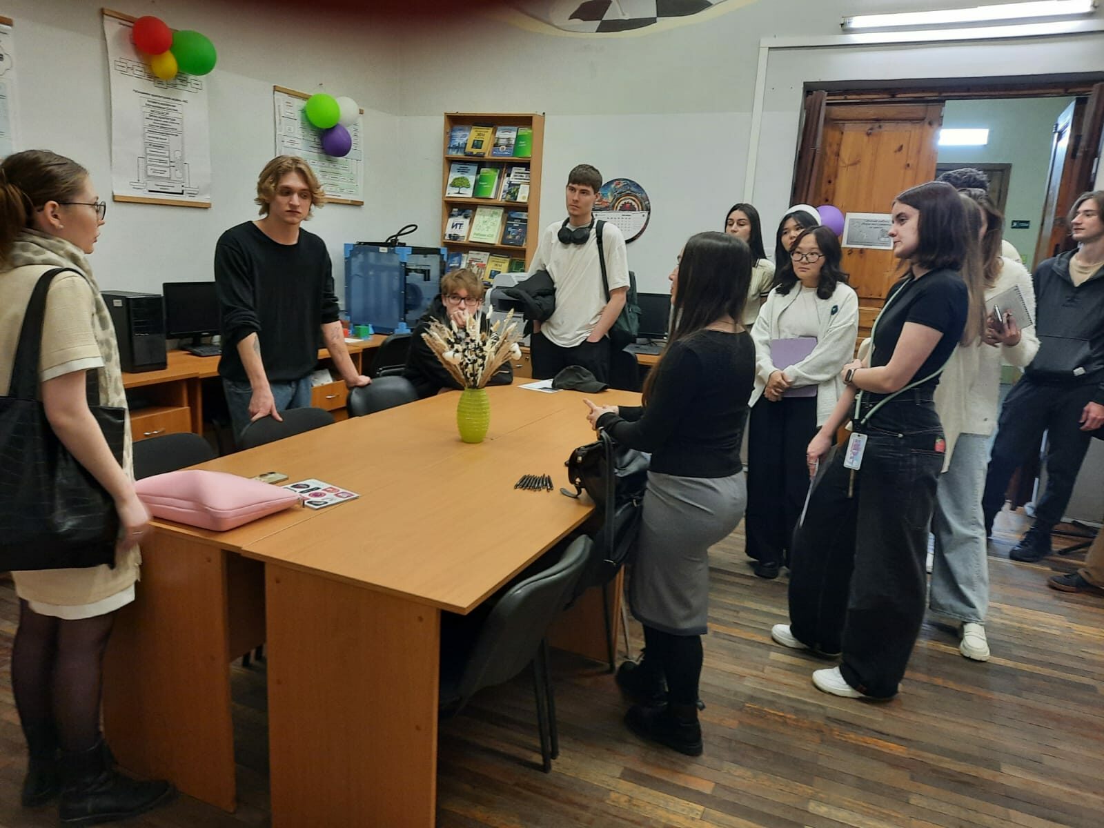 Представители компании SimpleOne пригласили студентов на стажировку