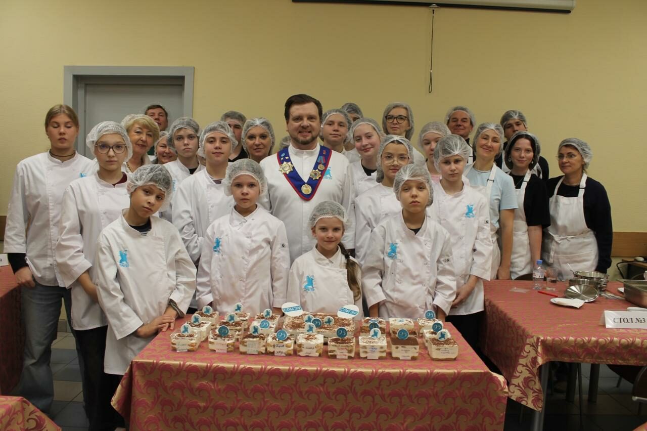 «Экономика вкуса»: в СПбГЭУ прошло кулинарное шоу для детей