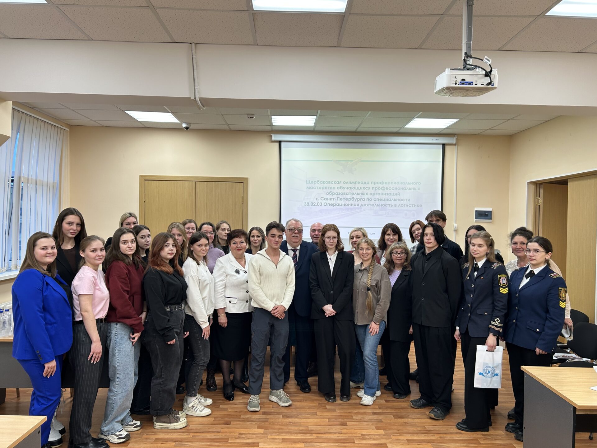 В Колледже бизнеса и технологий СПбГЭУ провели Щербаковскую олимпиаду