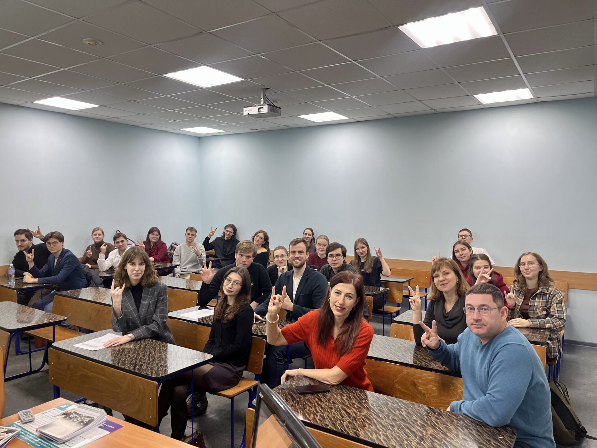 Дебаты на тему «Налог на тунеядцев: за и против»