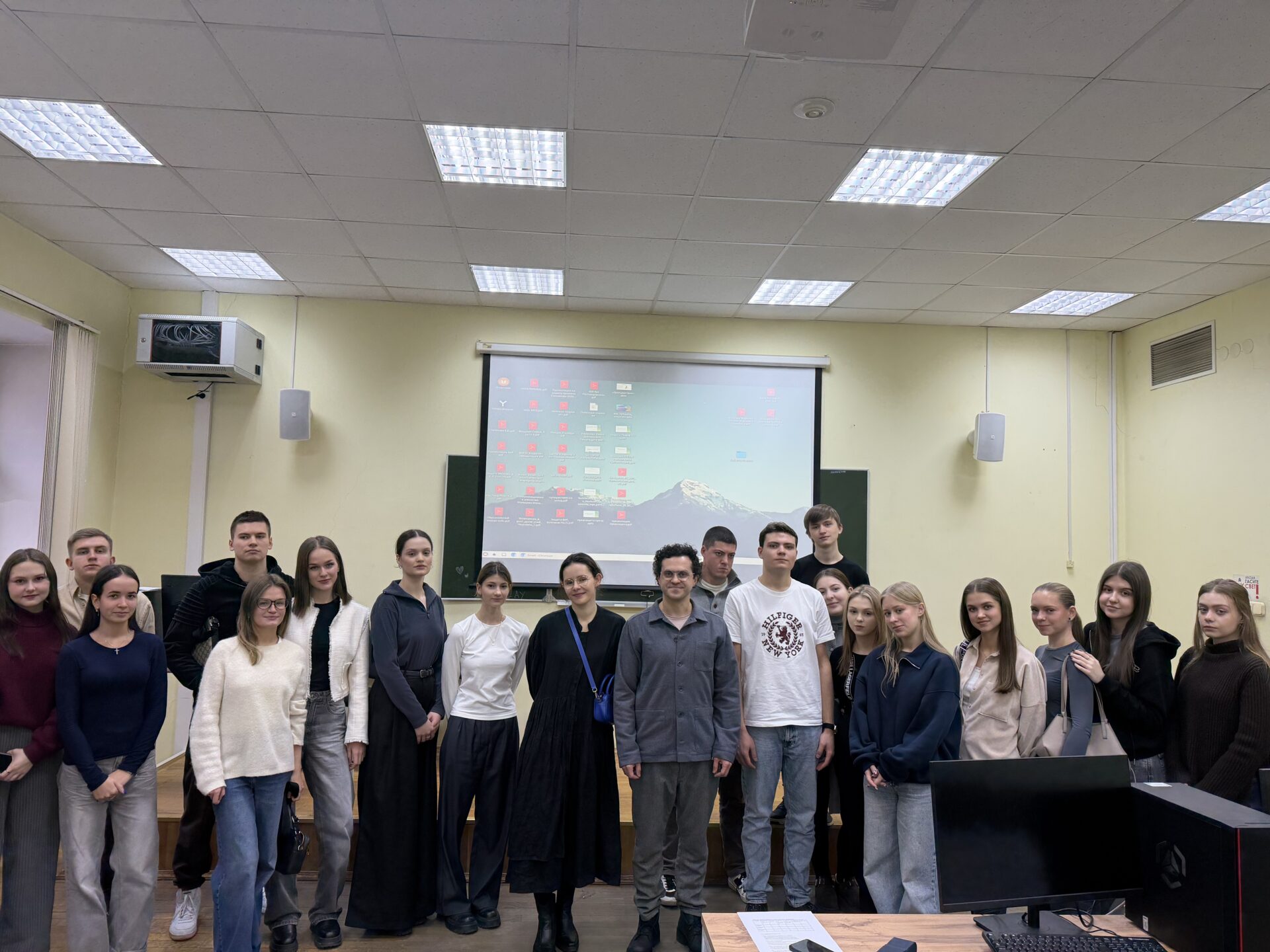 Защита коммуникационных проектов для бренда Mislistudio в СПбГЭУ