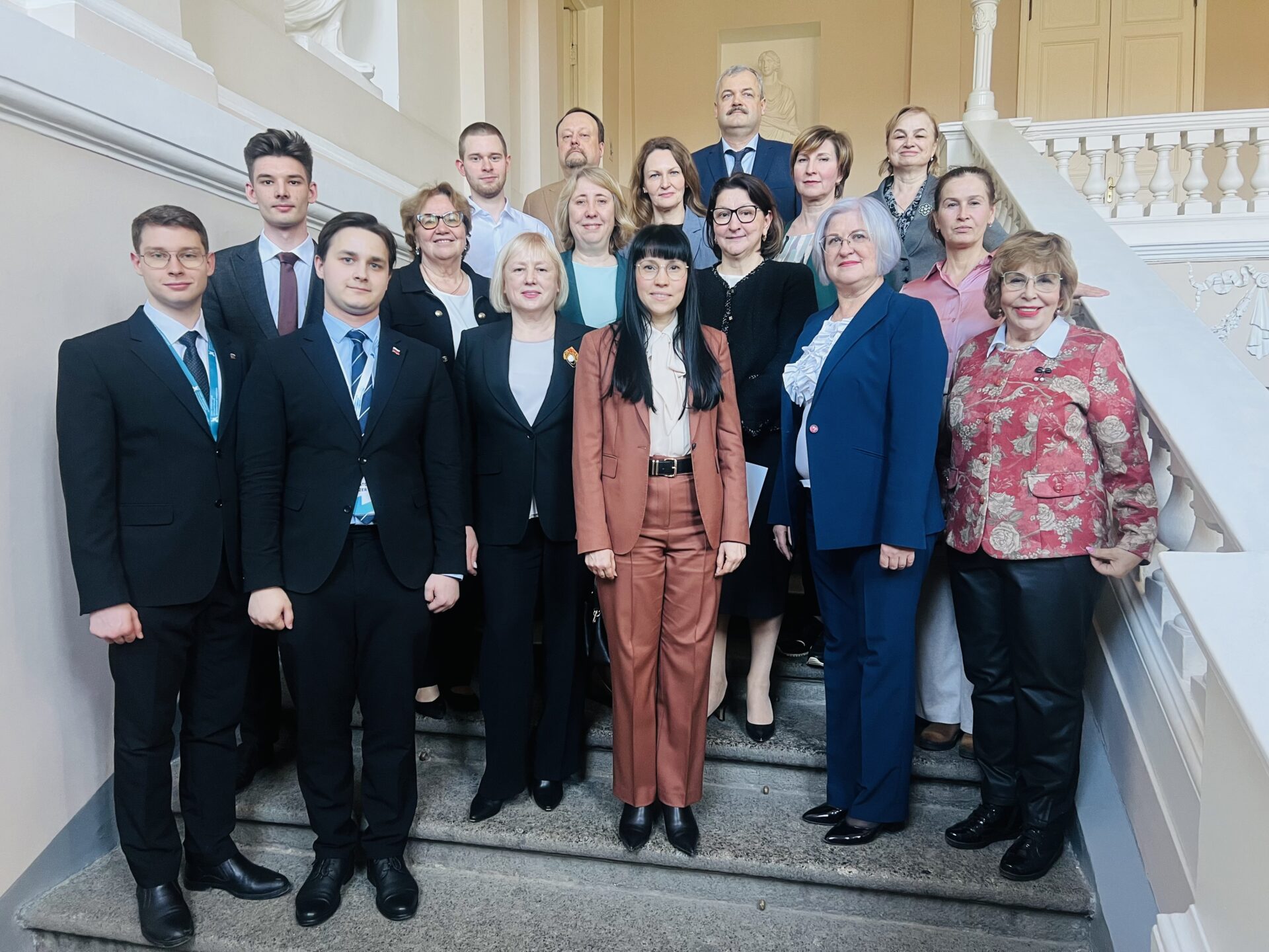 Свободная научно-практическая дискуссия: «Бюджетно-налоговая политика: ответы на&nbsp;современные вызовы»