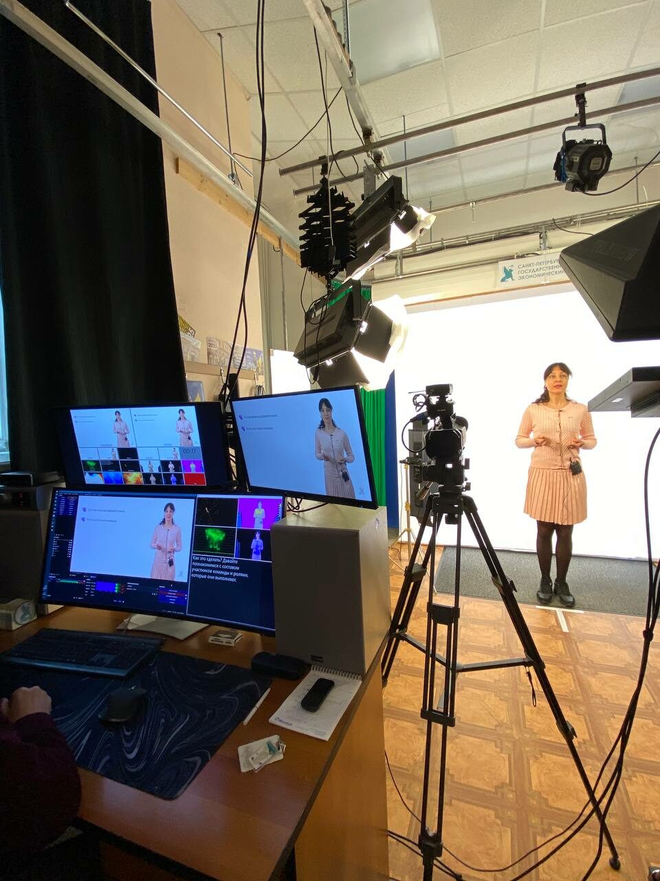Преподаватели освоили инструменты онлайн-обучения в&nbsp;Центре «Открытое образование» СПбГЭУ 