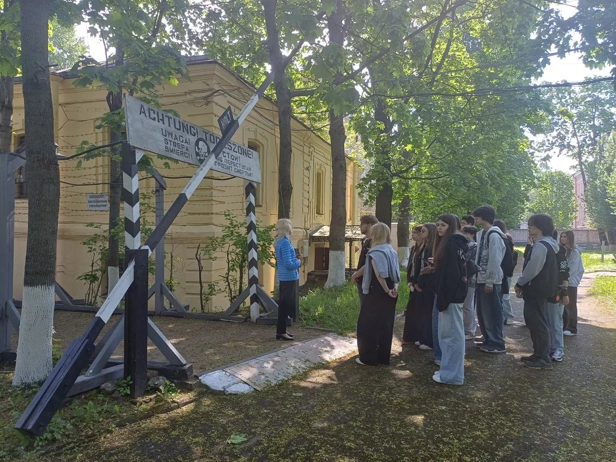 Студенты посетили экспозицию «Медицина Великой Победы»