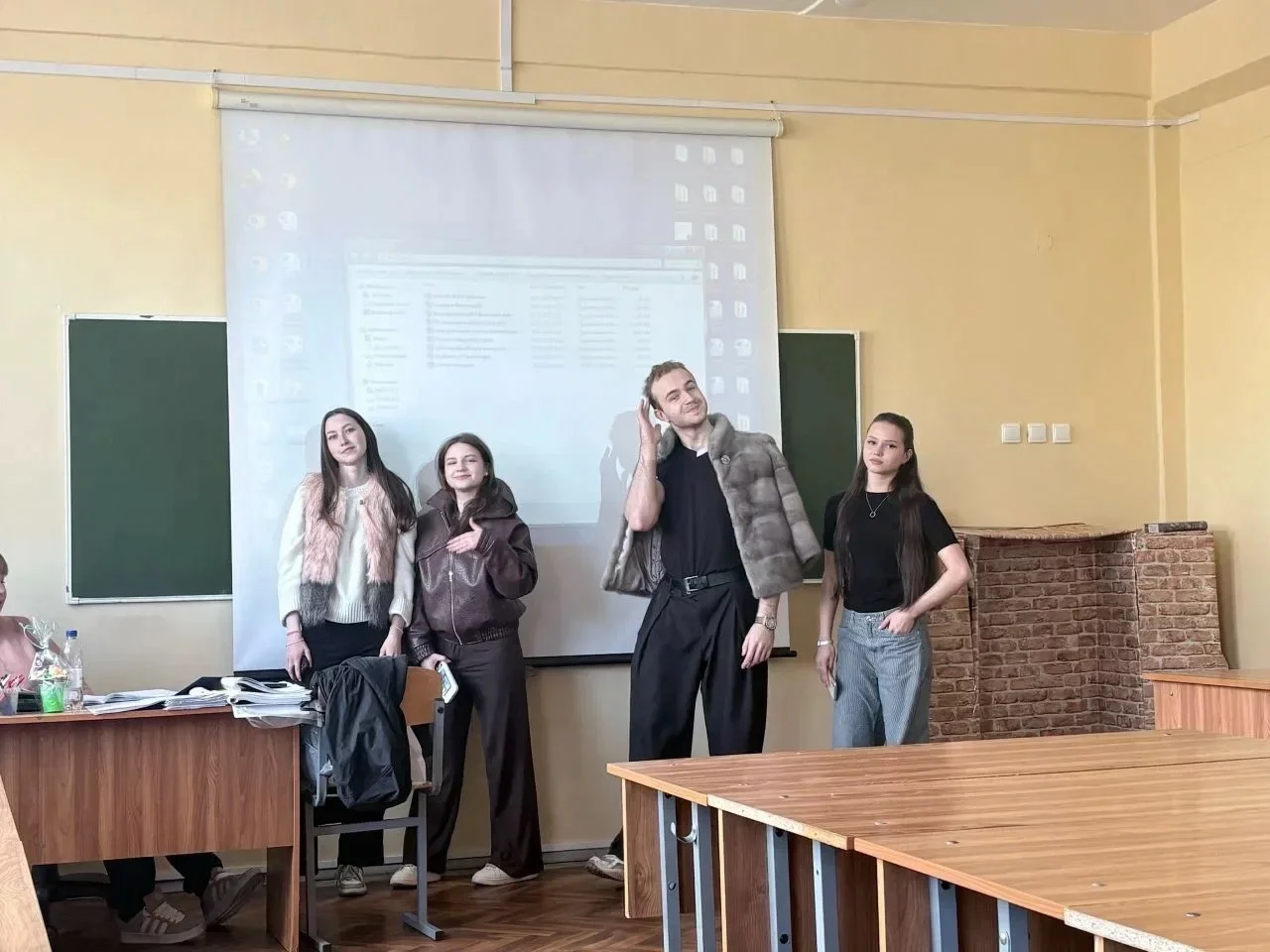 Ко&nbsp;Дню защиты детей изучили, насколько разнообразно современное поколение молодежи
